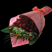 A bouquet of Extra Luxury Red Roses